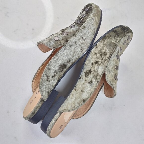 Air Underground Mule Womens Size 8.5 Green Crushed Velvet Studded Slip On Loafer - Picture 7 of 13